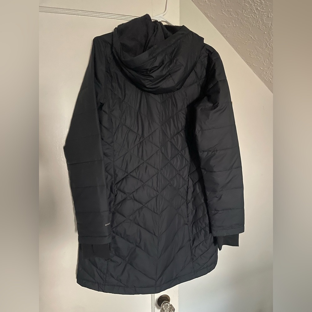 Columbia Women's Black Long Quilted Jacket - Picture 2 of 4